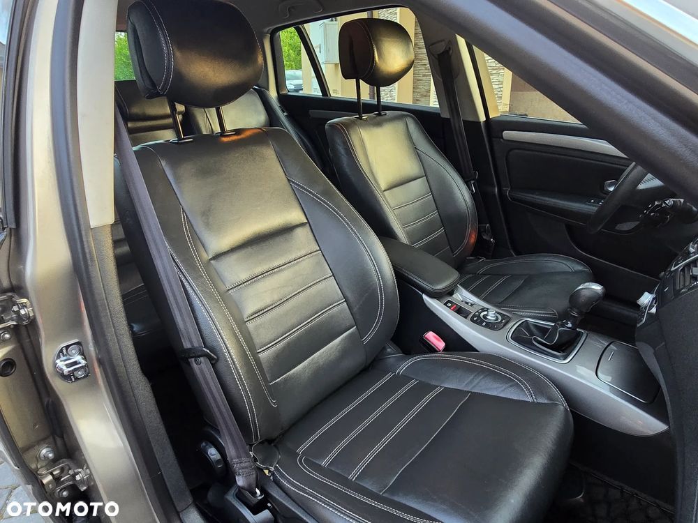 Renault Laguna 2.0 Bose Edition - 28