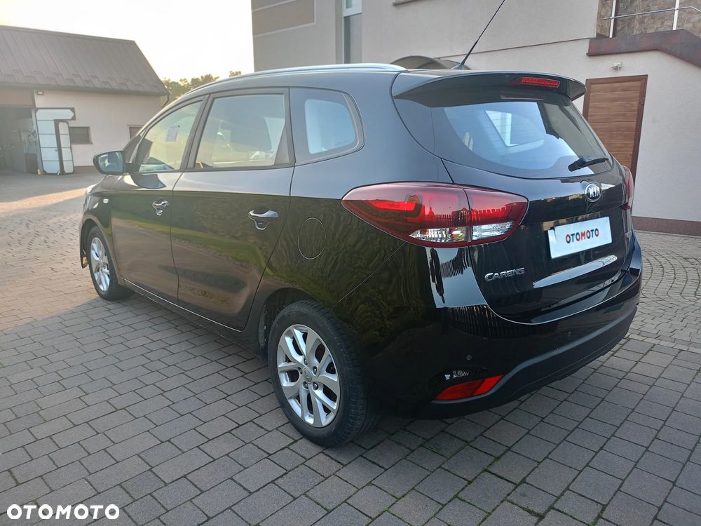Kia Carens 1.7 CRDi 115 Dream-Team Edition - 4