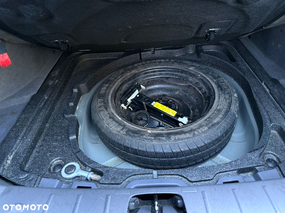 Volvo S40 2.0D Momentum - 23