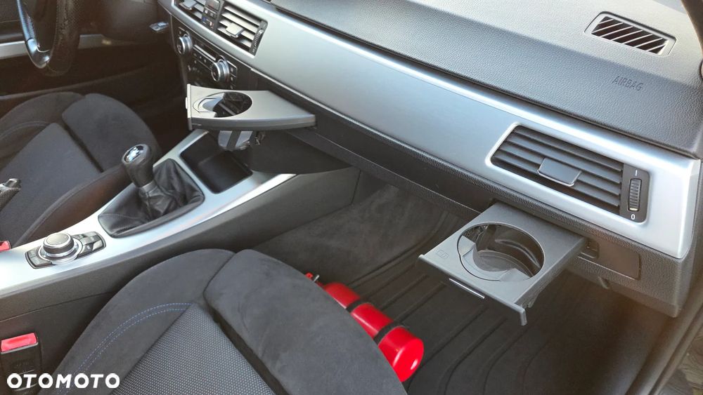 BMW Seria 3 320d - 21