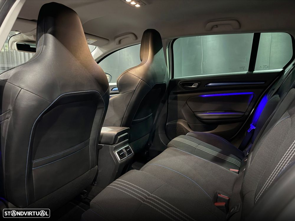 Renault Mégane Sport Tourer 1.5 dCi GT Line - 32