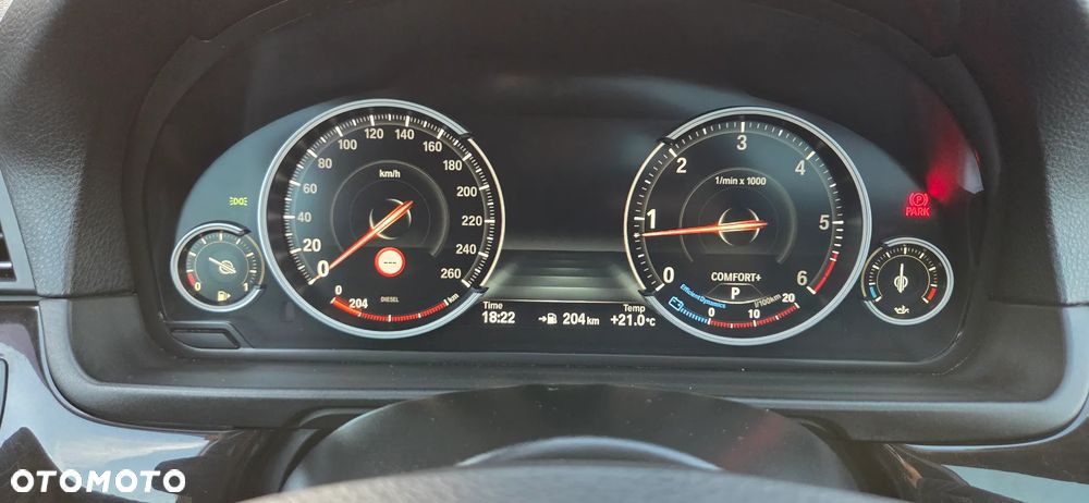 BMW Seria 5 525d Sport-Aut Luxury Line - 26