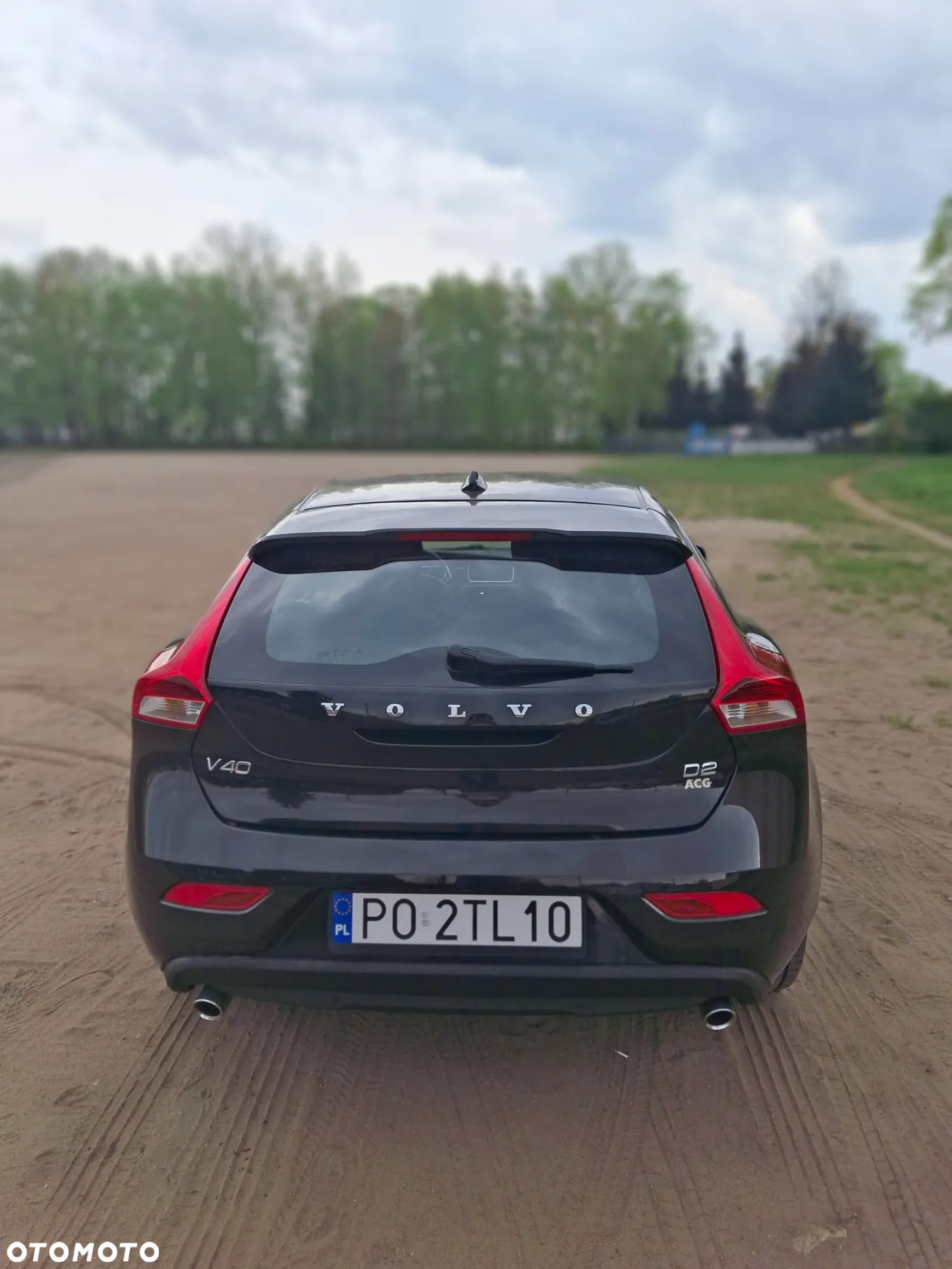 Volvo V40 D2 Drive-E Momentum - 4