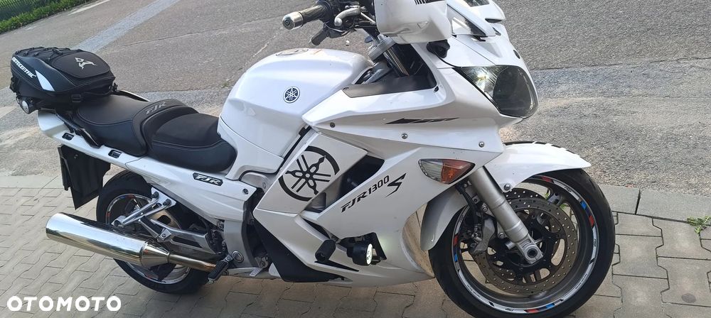 Yamaha FJR - 8