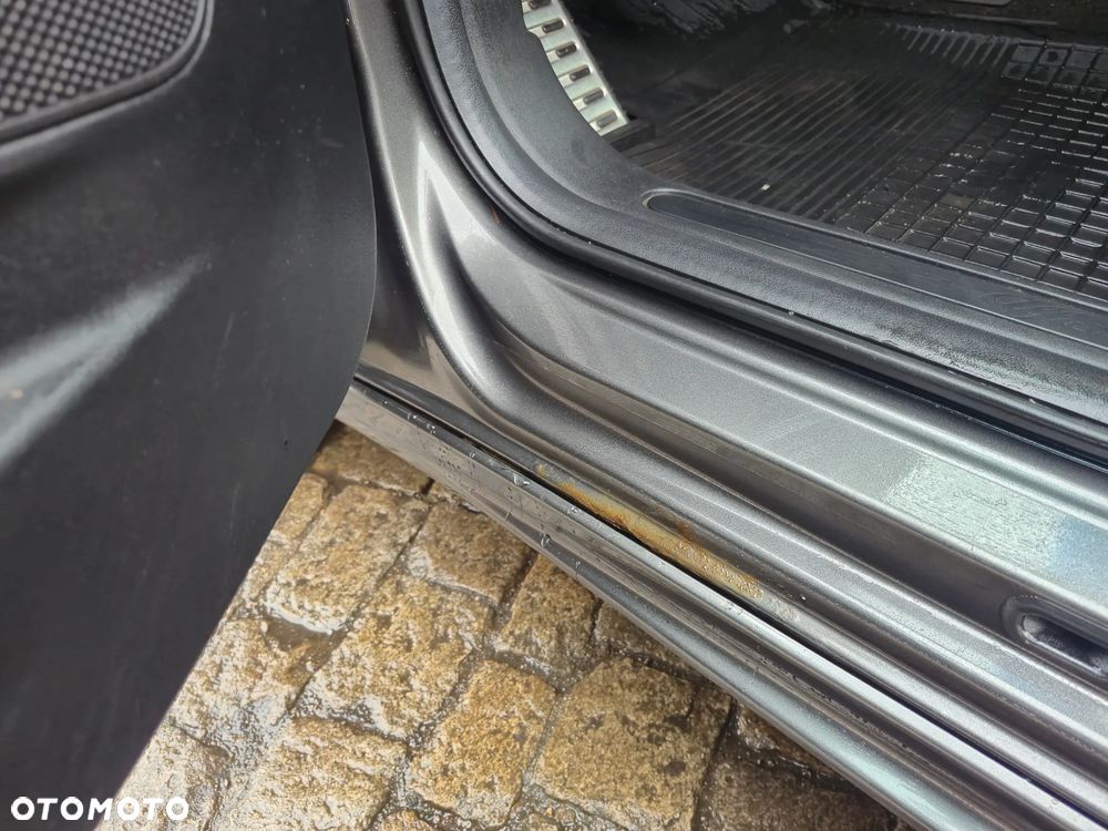 Alfa Romeo Giulietta 2.0 JTDM Distinctive - 28