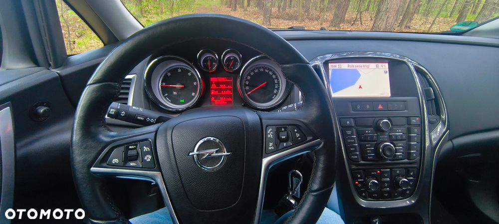 Opel Astra 2.0 CDTI Exklusiv - 19