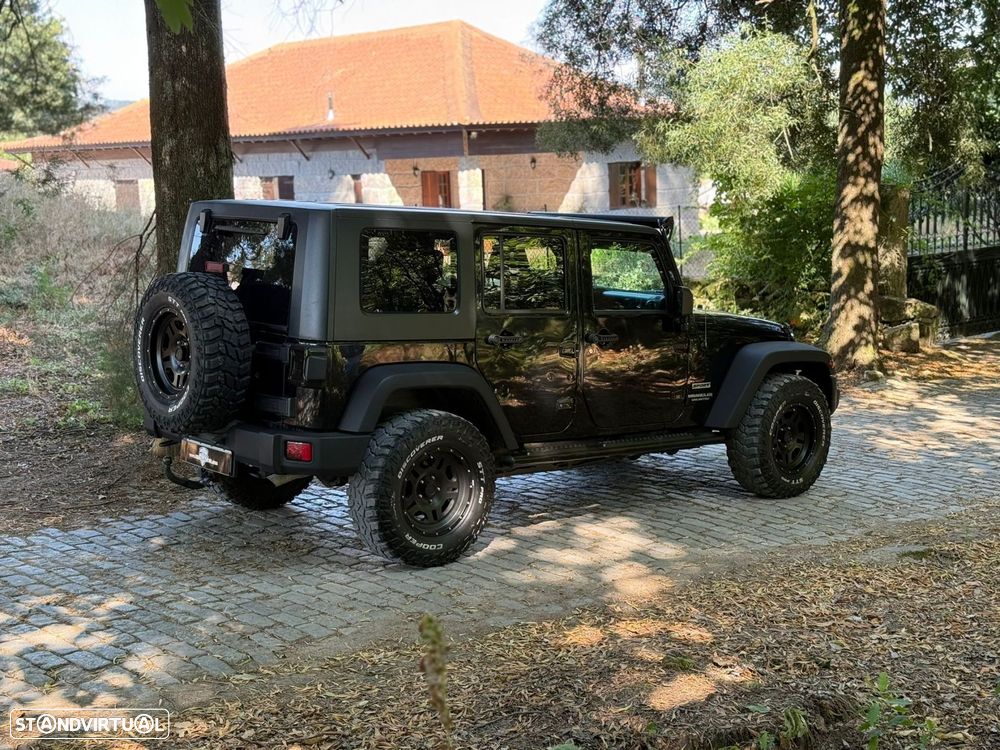 Jeep Wrangler - 40