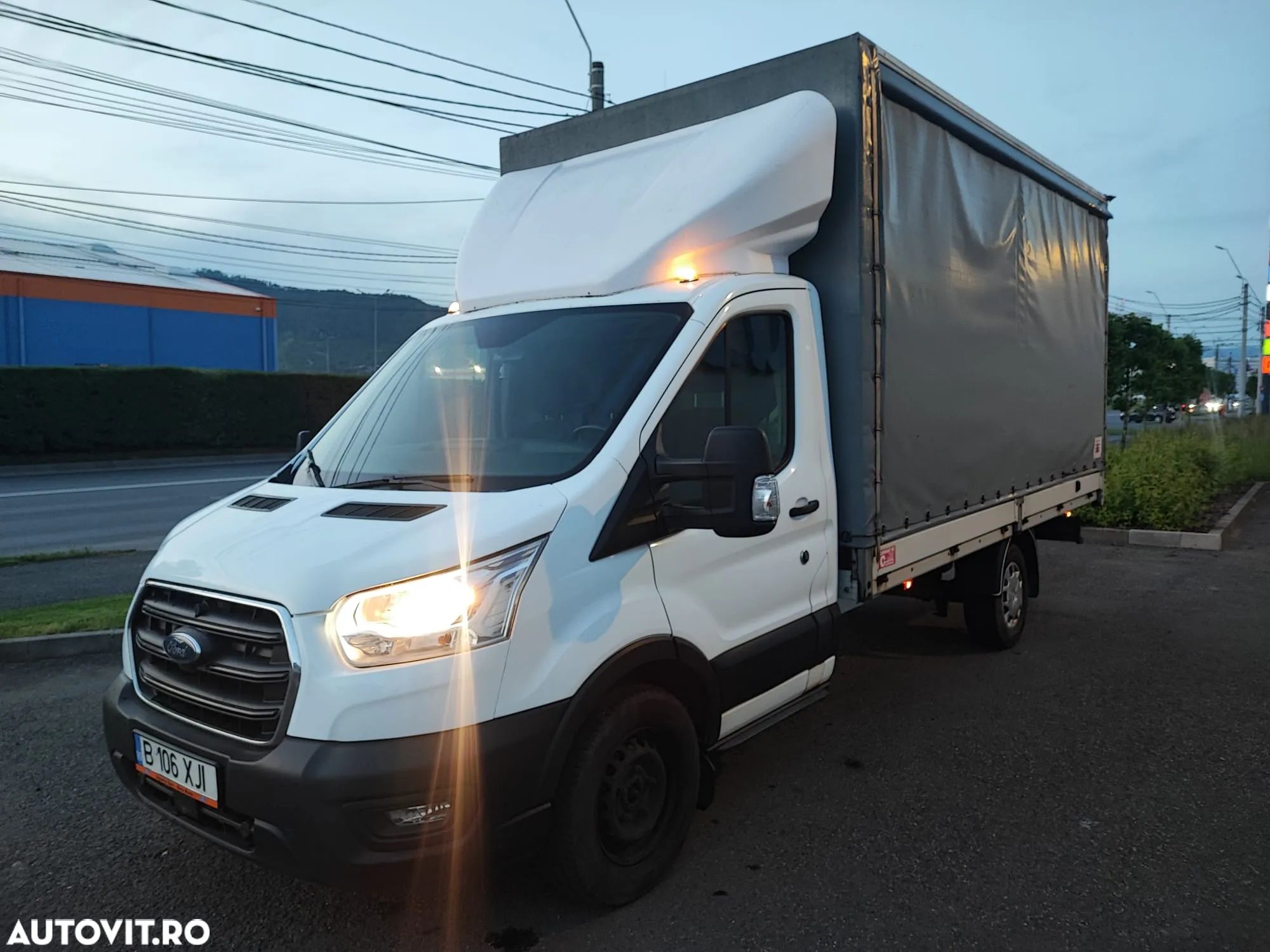 Ford Transit - 1