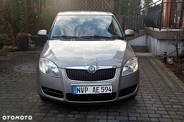 Skoda Fabia 1.2 HTP Ambiente - 14