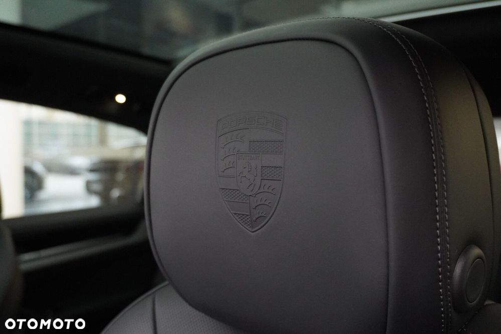 Porsche Cayenne - 14