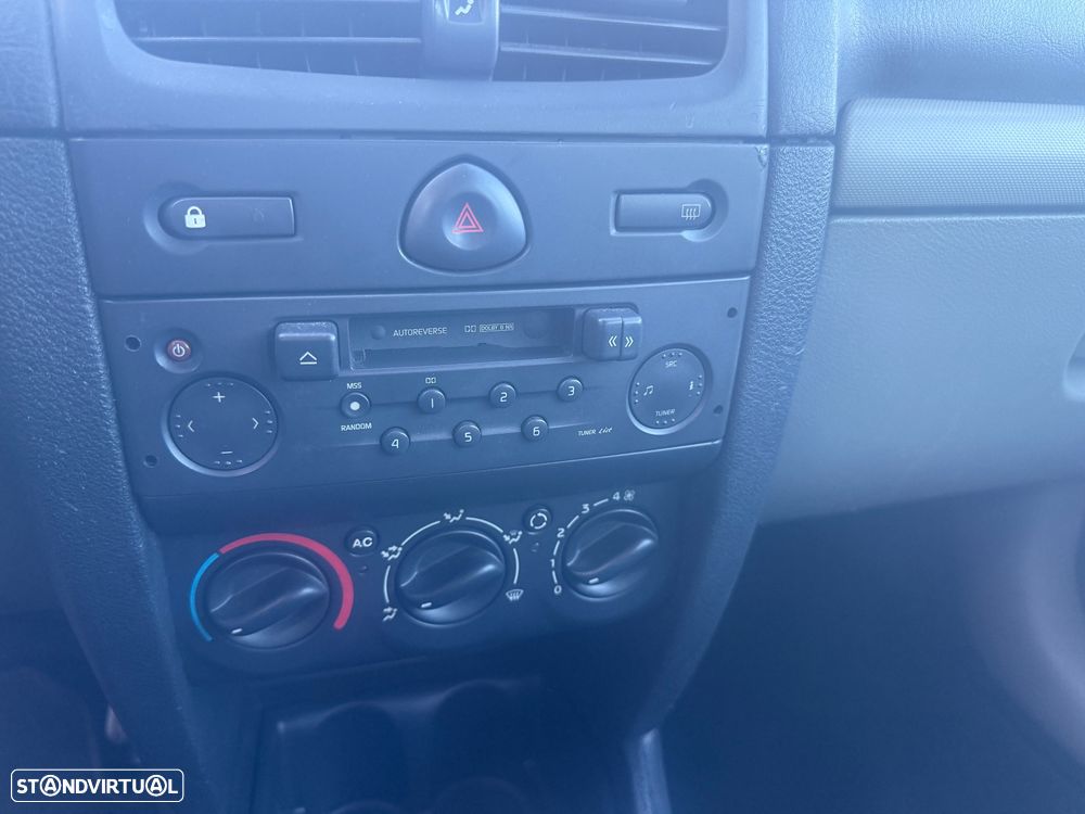 Renault Clio 1.2 16V Best Years - 28