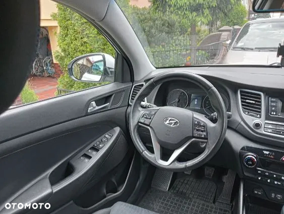 Hyundai Tucson 1.6 GDI BlueDrive Comfort 2WD - 11