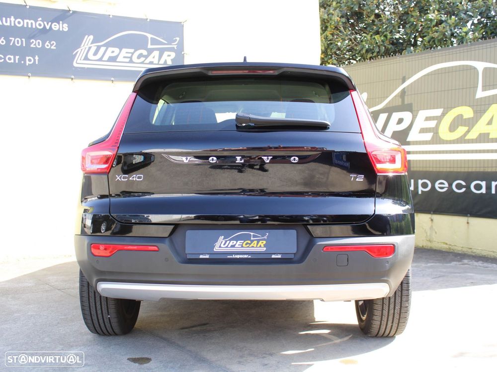 Volvo XC 40 1.5 T2 Momentum - 17