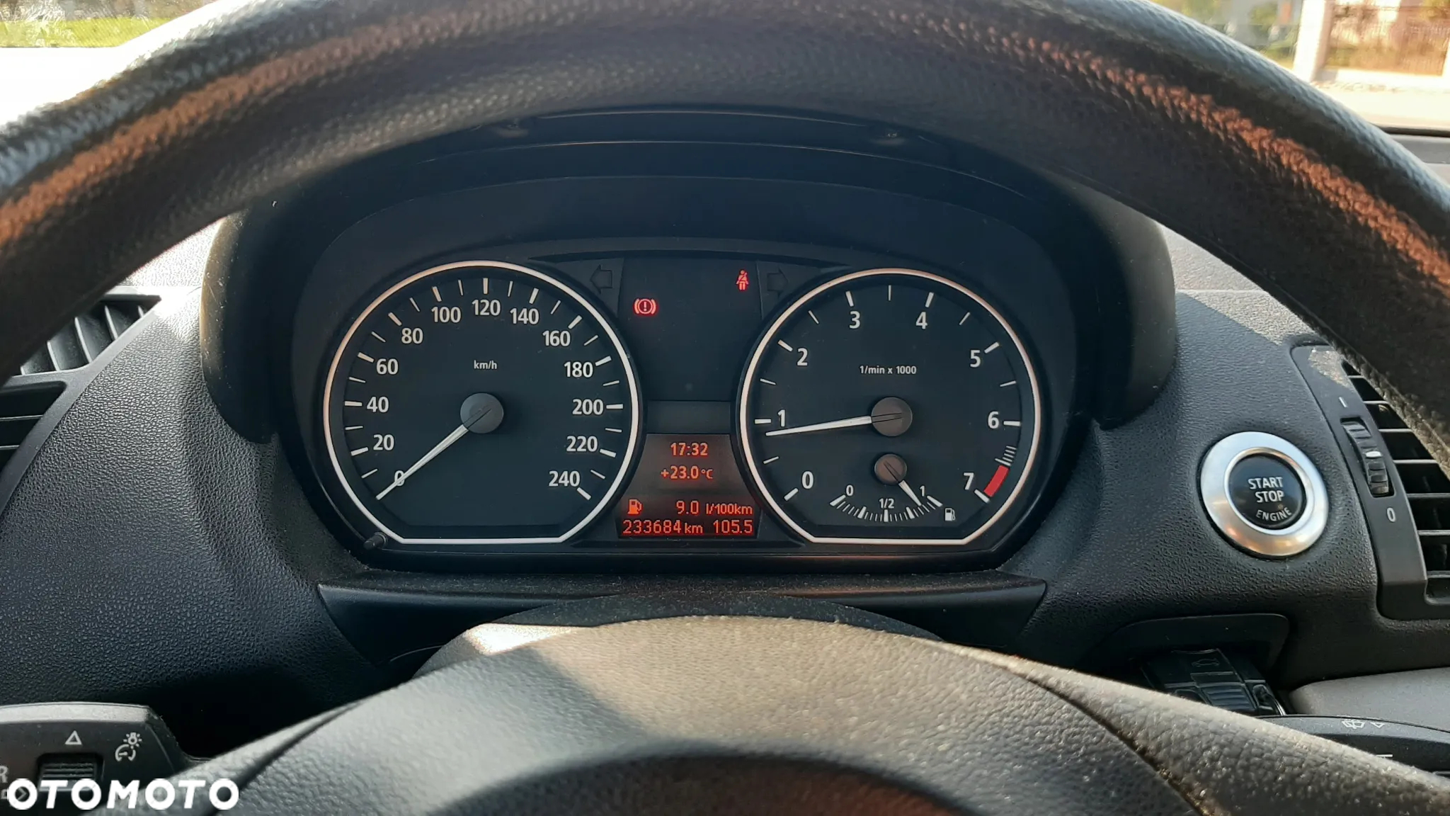 BMW Seria 1 116i - 8