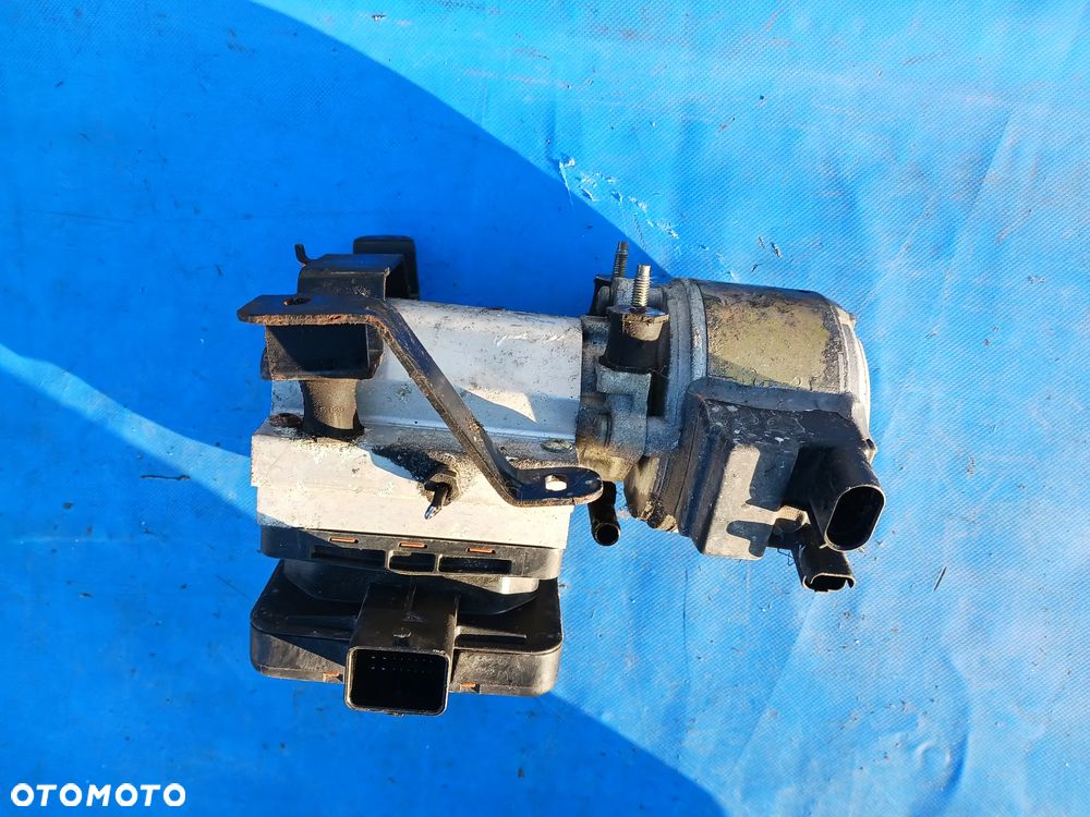 POMPA ZAWIESZENIA kompresor sterownik 963671388000 CITROEN C5 1 I  01-04 przedlift - 2