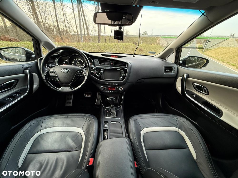 Kia Ceed 1.6 GDI XL DCT - 26