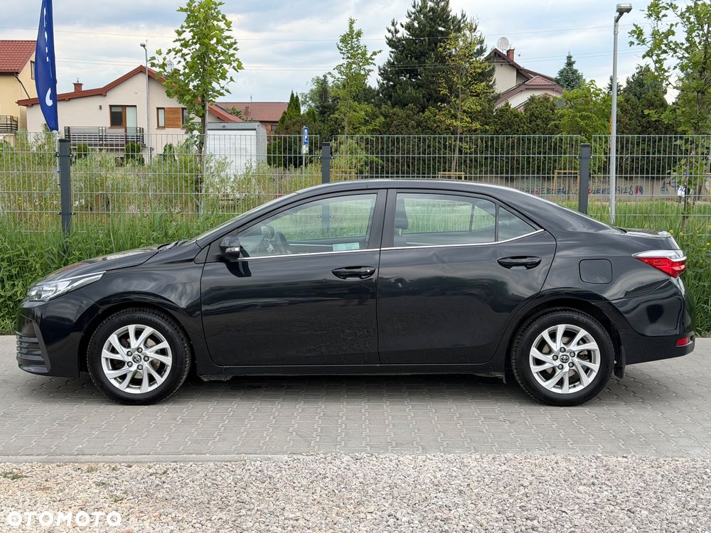 Toyota Corolla 1.6 Premium - 3