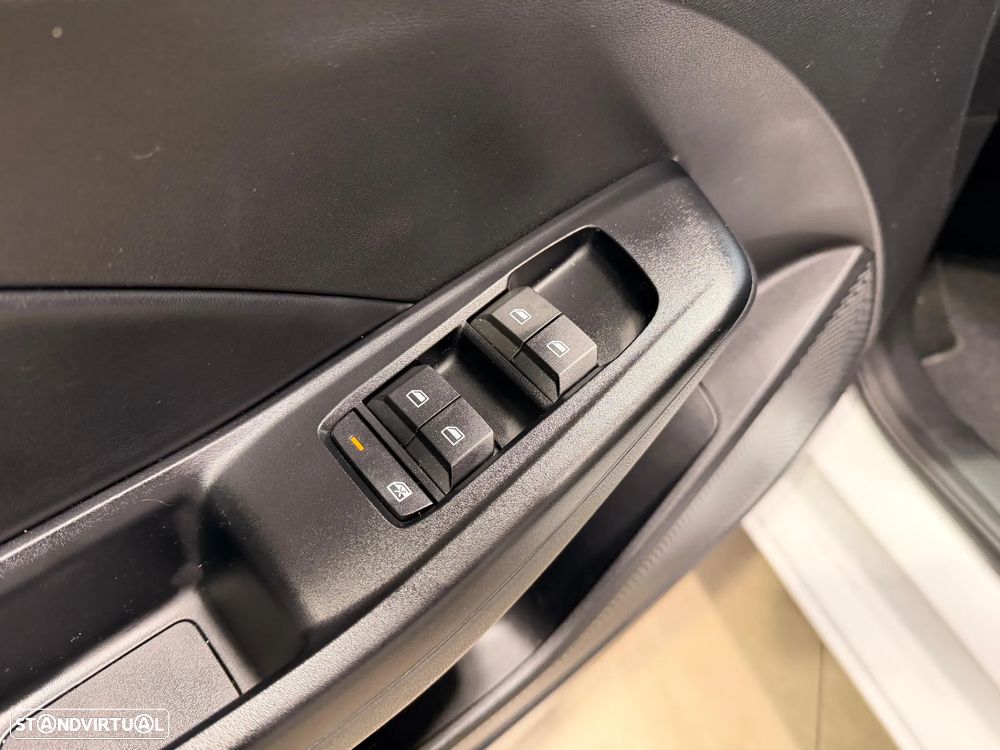 MG MG3 1.5 L Hybrid+ Luxury - 34