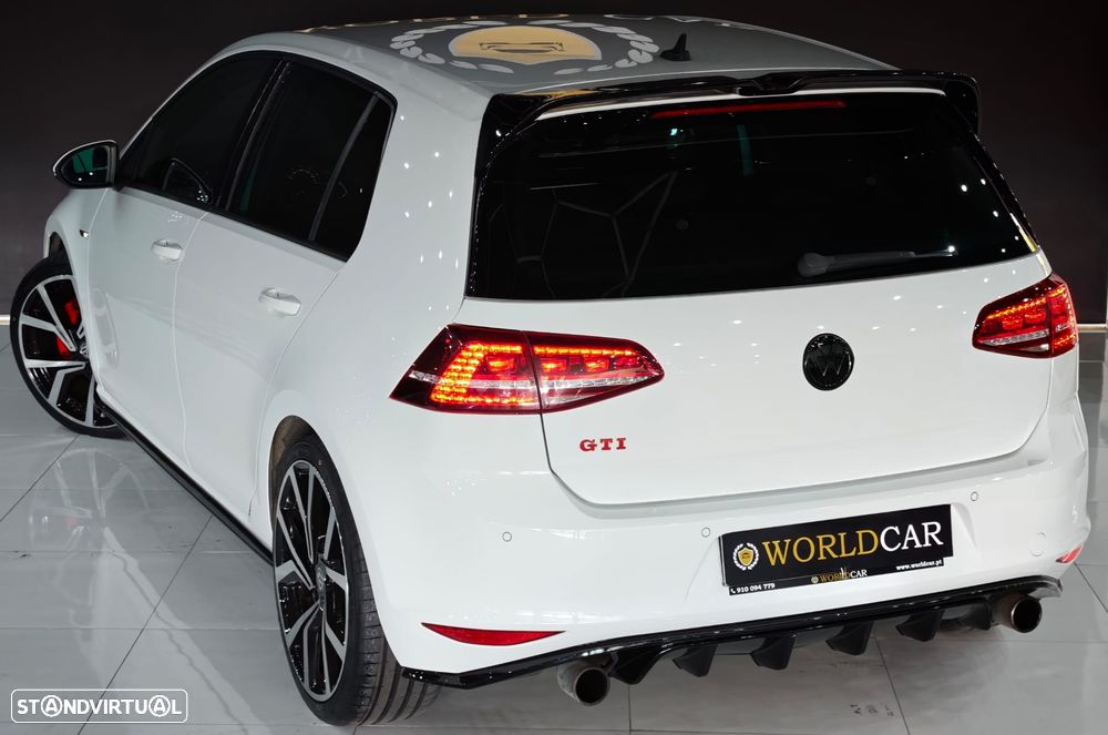 VW Golf - 11