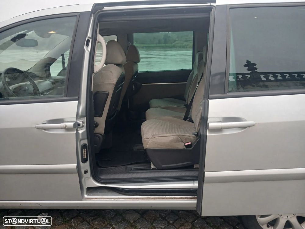 Peugeot 807 ver-2-2-hdi-navteq - 10