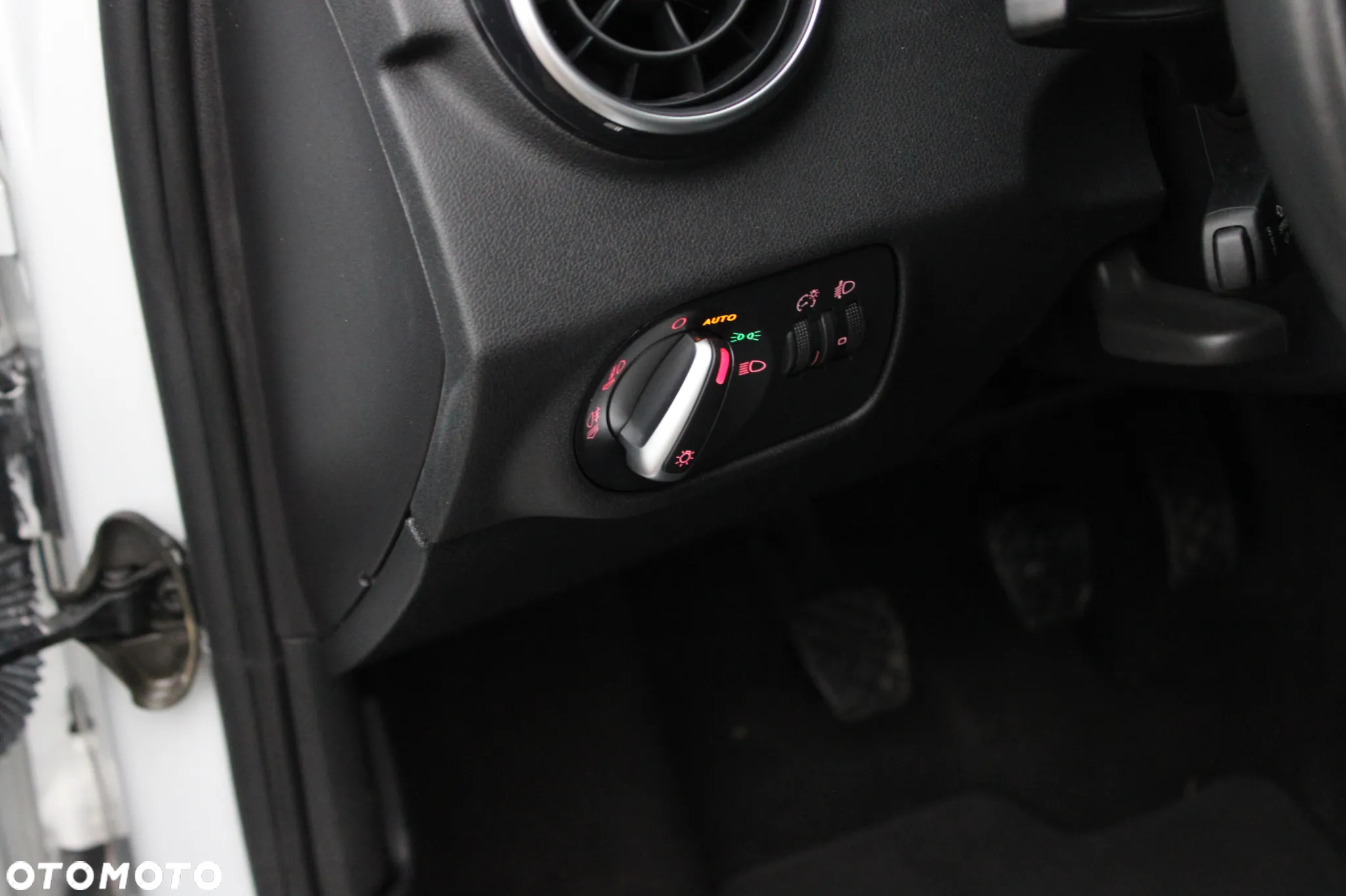 Audi A1 1.4 TFSI CoD Design - 27
