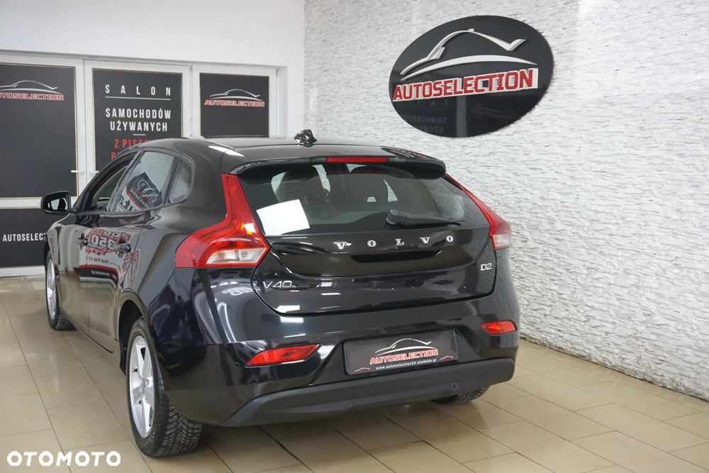 Volvo V40 D2 Kinetic - 6