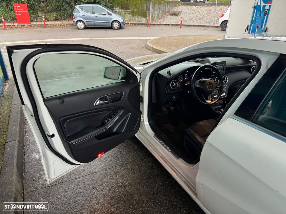 Mercedes-Benz A 180 d Fleet Pack Urban - 11