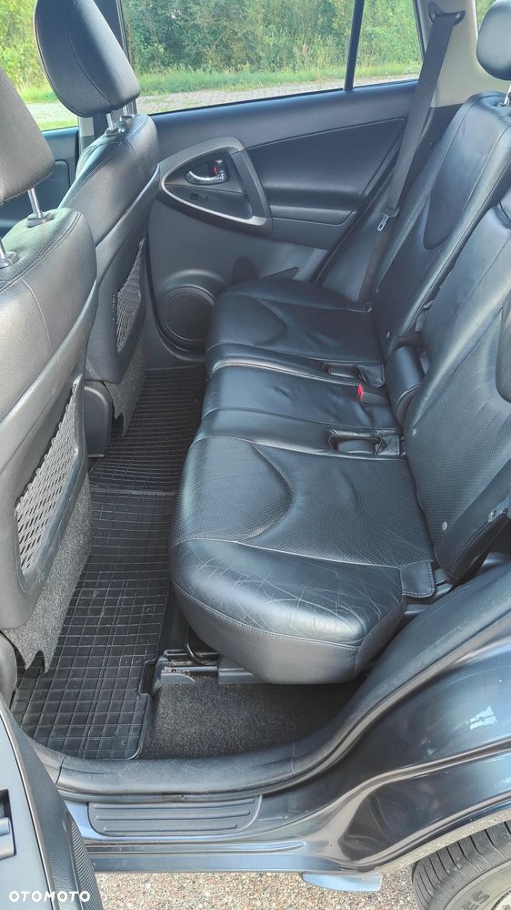 Toyota RAV4 2.2 D-CAT Premium - 12