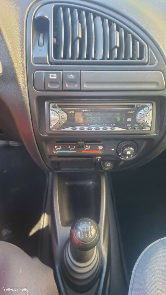 Citroën Saxo 1.1i SX - 16