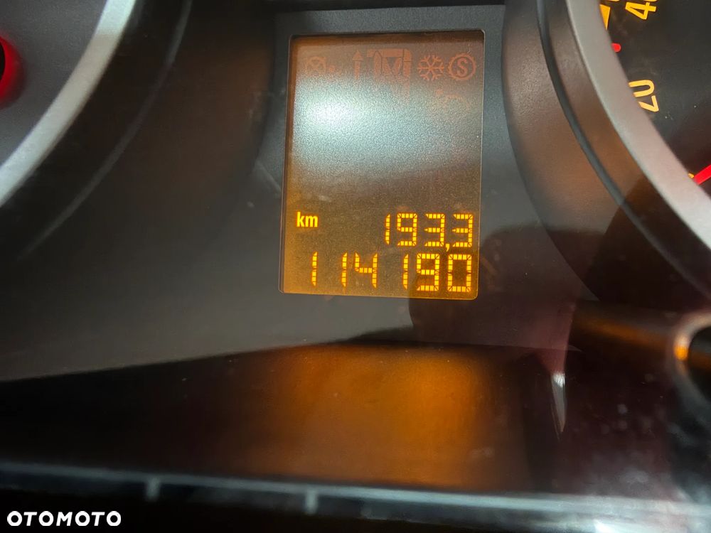 Opel Corsa 1.2 16V Essentia - 7