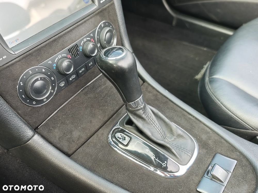 Mercedes-Benz CLK - 25