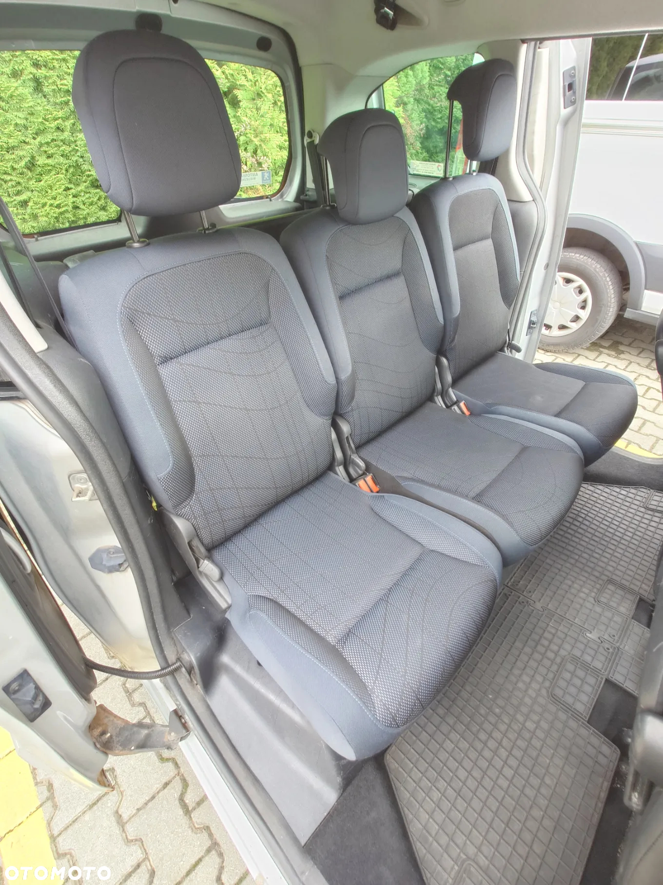 Peugeot Partner - 11