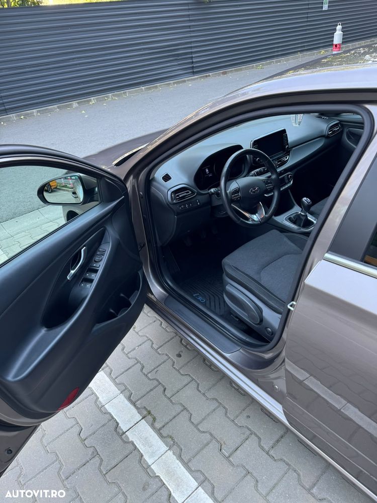 Hyundai i30 1.5 110CP M/T Comfort - 4