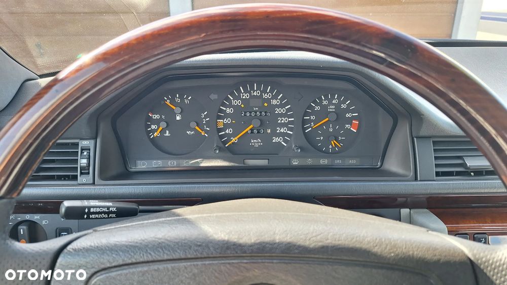 Mercedes-Benz W124 (1984-1993) - 20