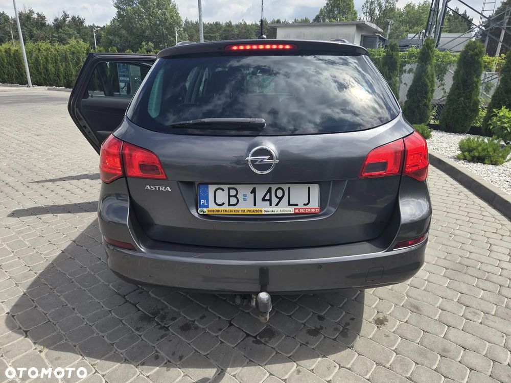 Opel Astra - 8