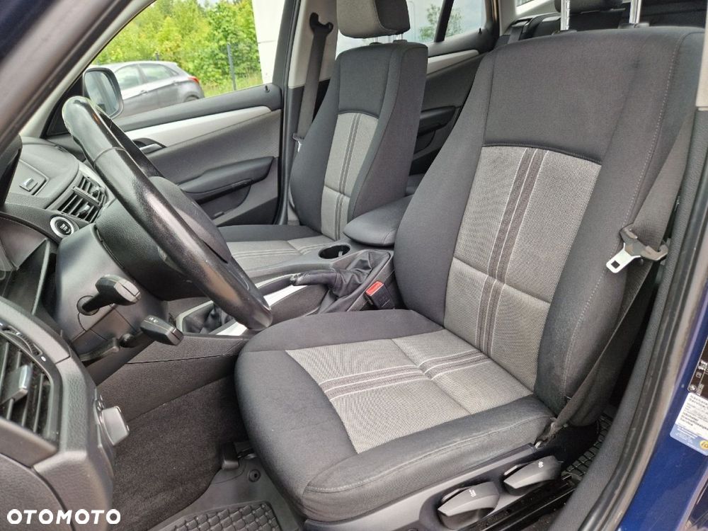 BMW X1 sDrive18i Sport Line - 10