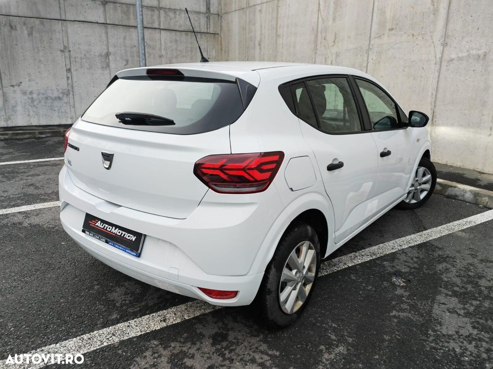 Dacia Sandero - 7