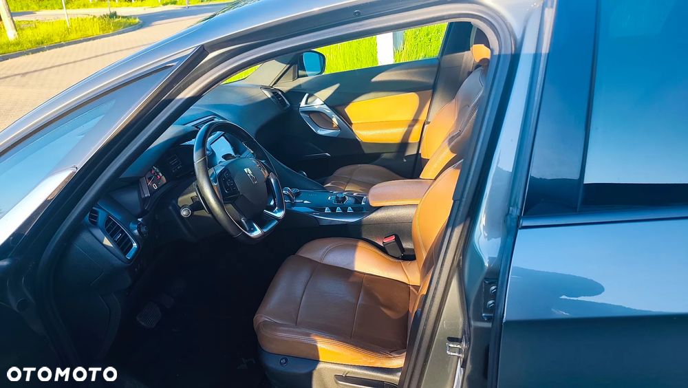 Citroën DS5 Hybrid4 EGS6 SportChic - 3