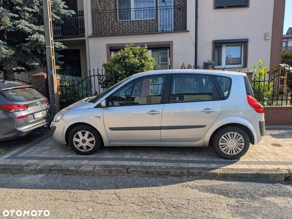 Renault Scenic 1.6 16V Authentique - 3