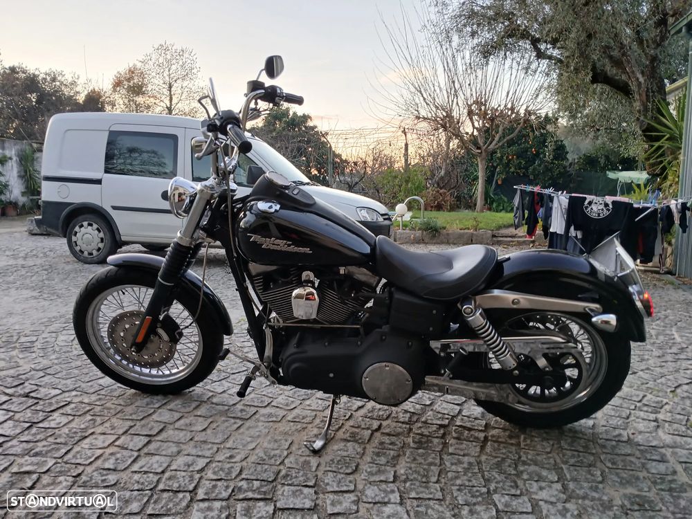Harley-Davidson Dyna Street Bob - 2