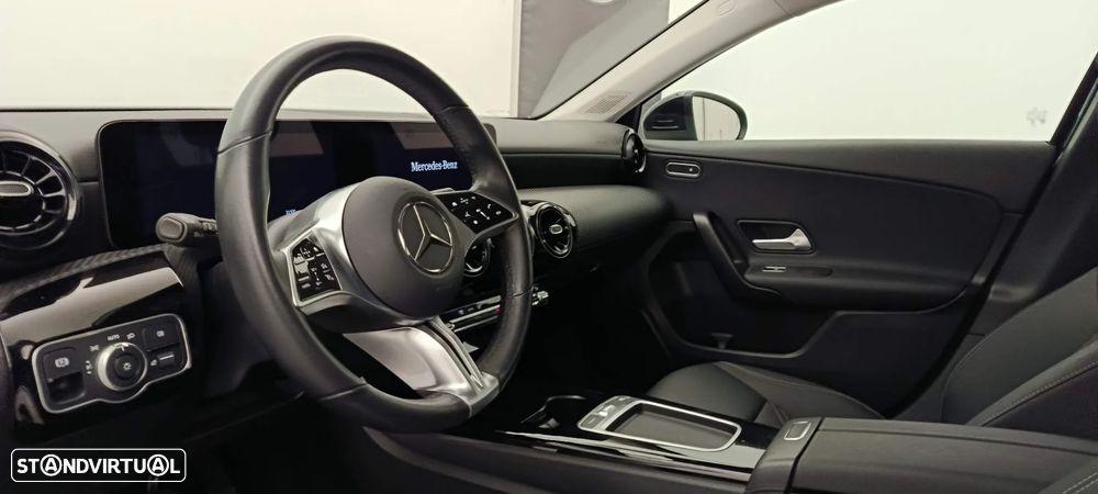 Mercedes-Benz A 200 Standard - 21