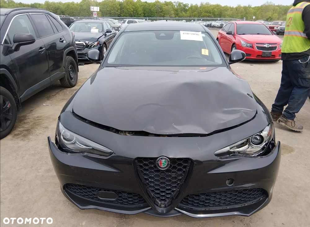 Alfa Romeo Giulia - 6