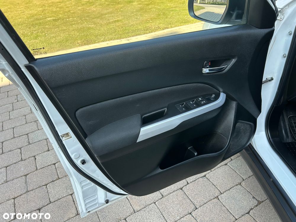 Suzuki Vitara 1.6 DDiS (4x2) Comfort+ - 12