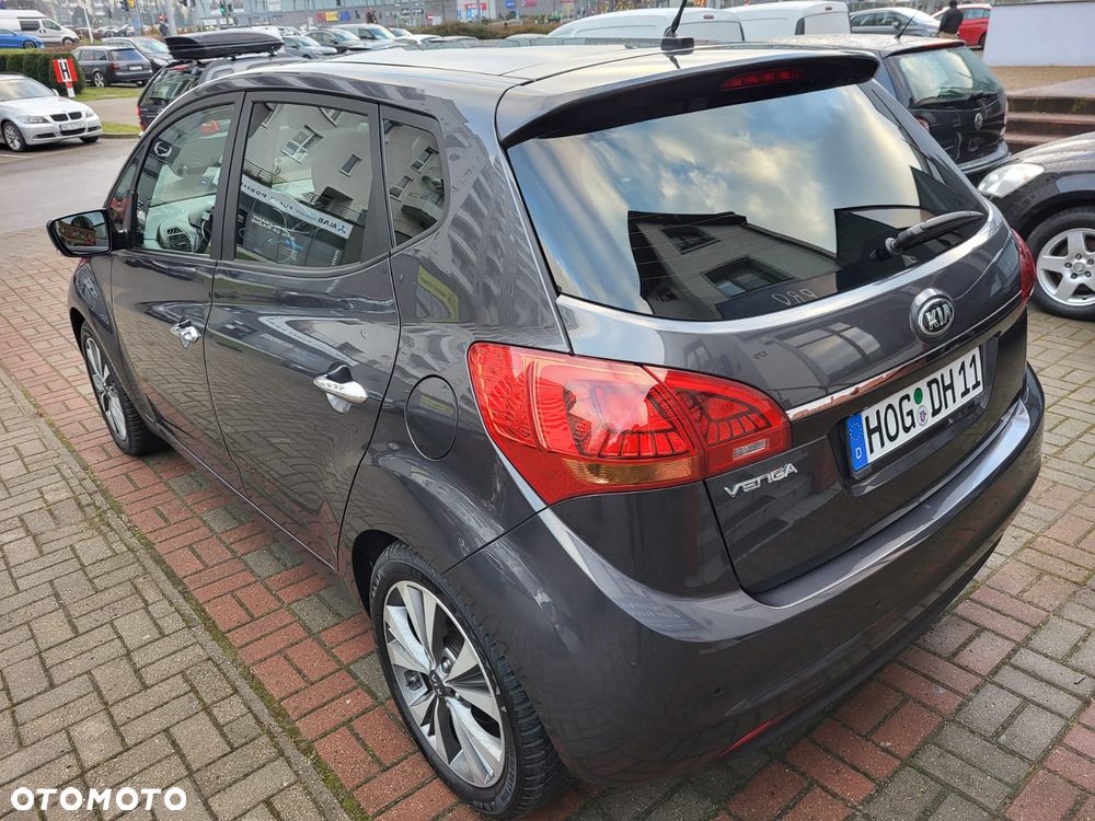 Kia Venga 1.6 CVVT Dream Team Edition - 12