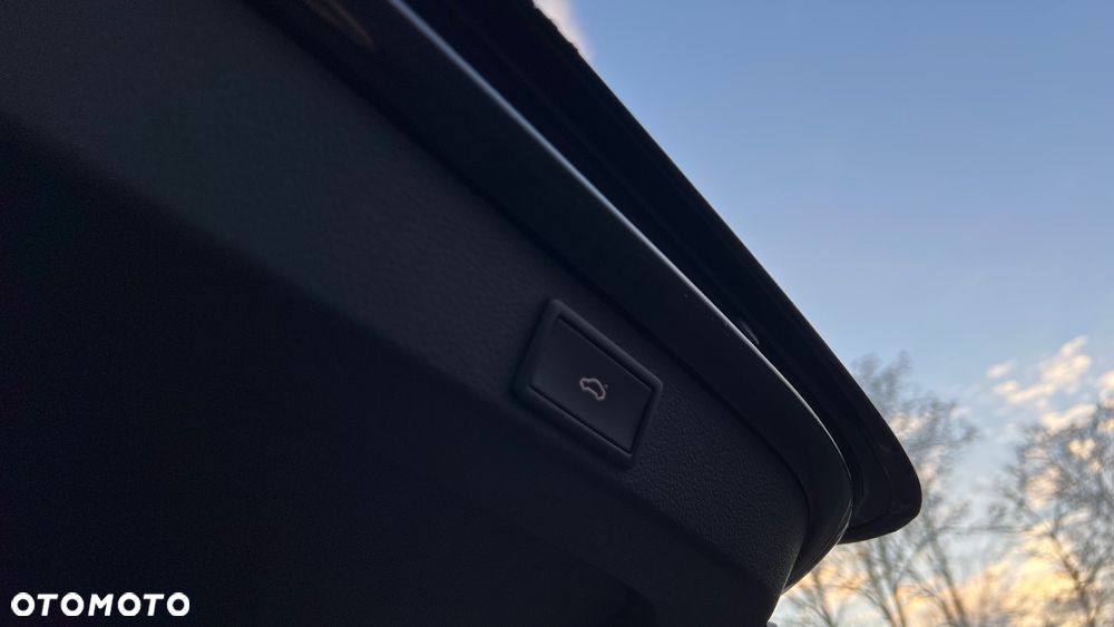 Skoda Superb 2.0 TDI SCR 4x4 Style DSG - 14