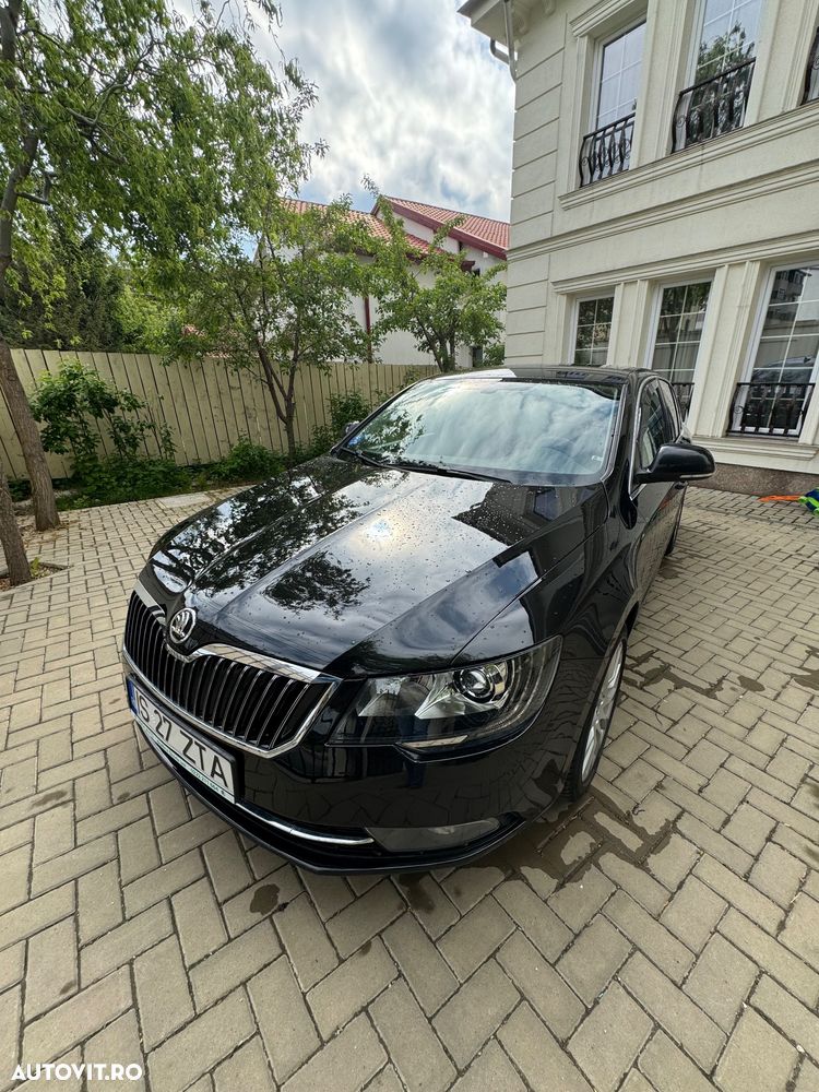 Skoda Superb 2.0 TDI Ambition - 1