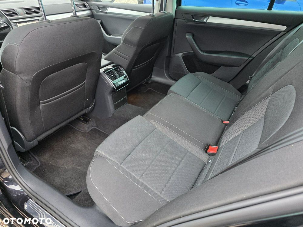 Skoda Superb 2.0 TDI SCR 4x4 Ambition DSG - 14