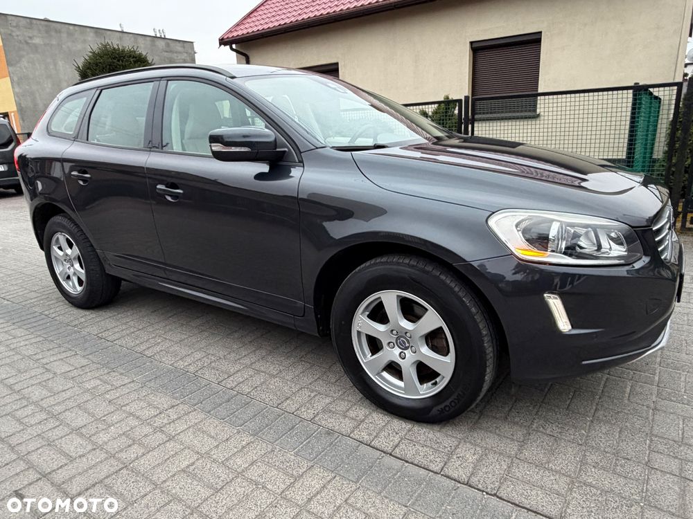 Volvo XC 60 D3 Momentum - 10