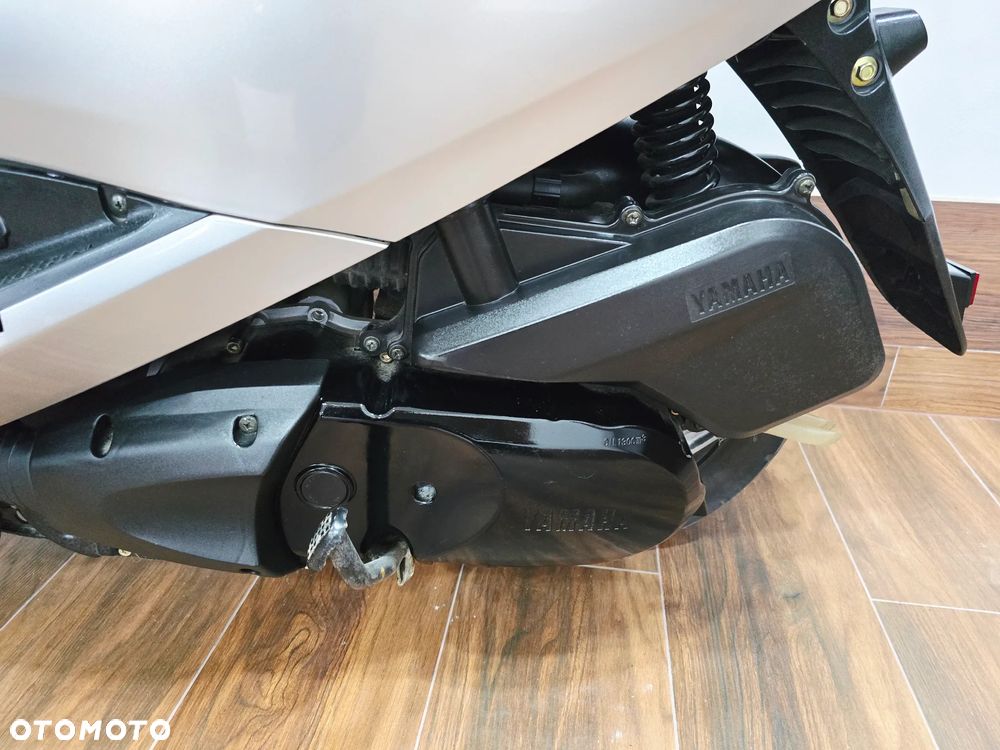Yamaha Inny - 27