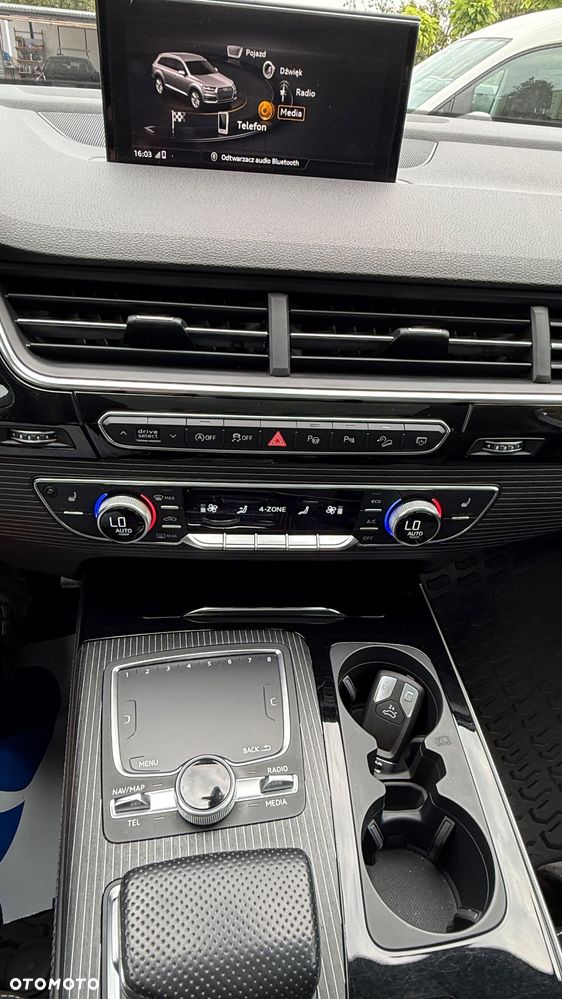 Audi Q7 50 TDI mHEV Quattro S Line Tiptr - 11